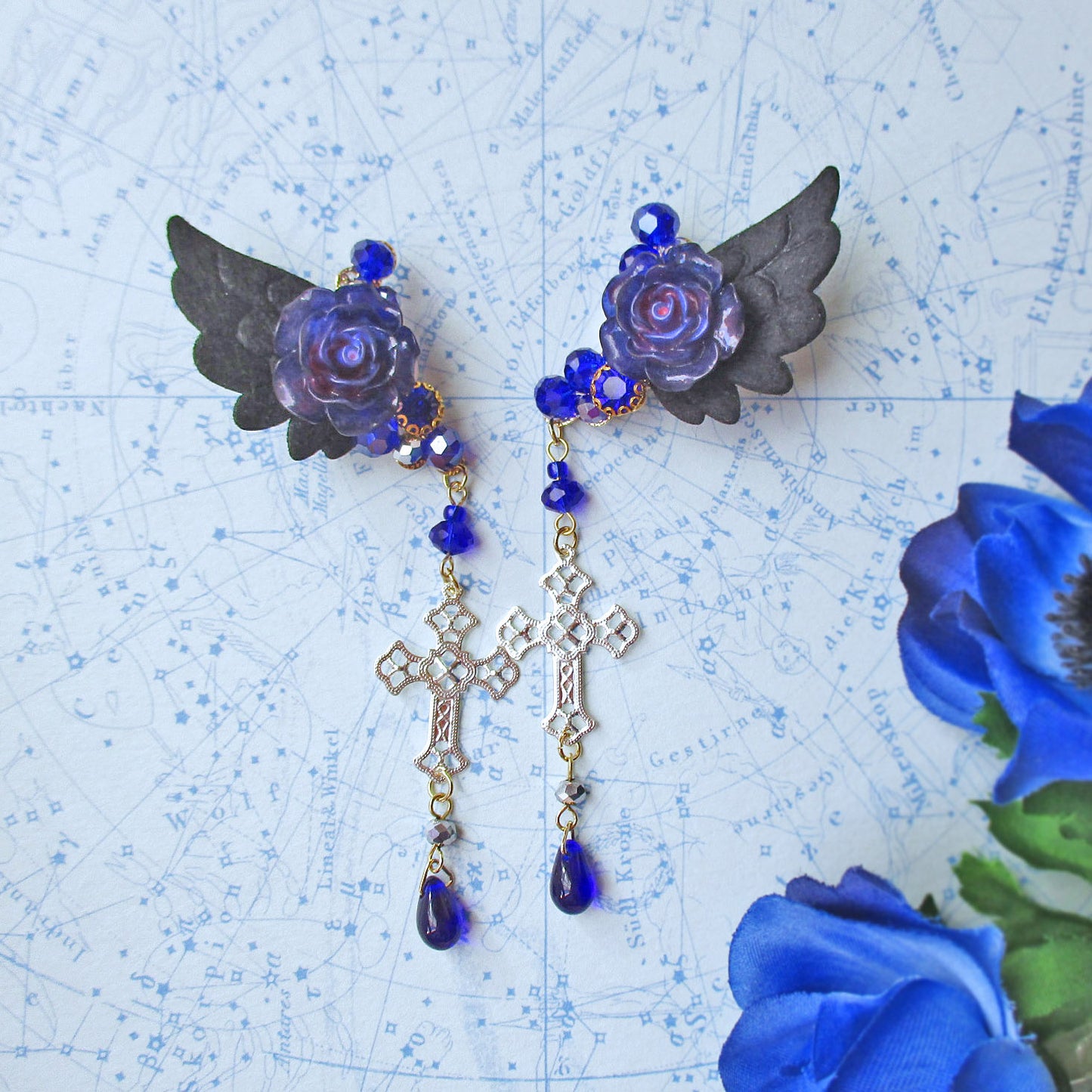 <26010>Night Blue Fallen Angel clip-on