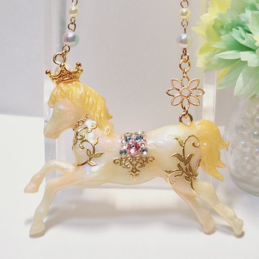 <19046>dream horse necklace