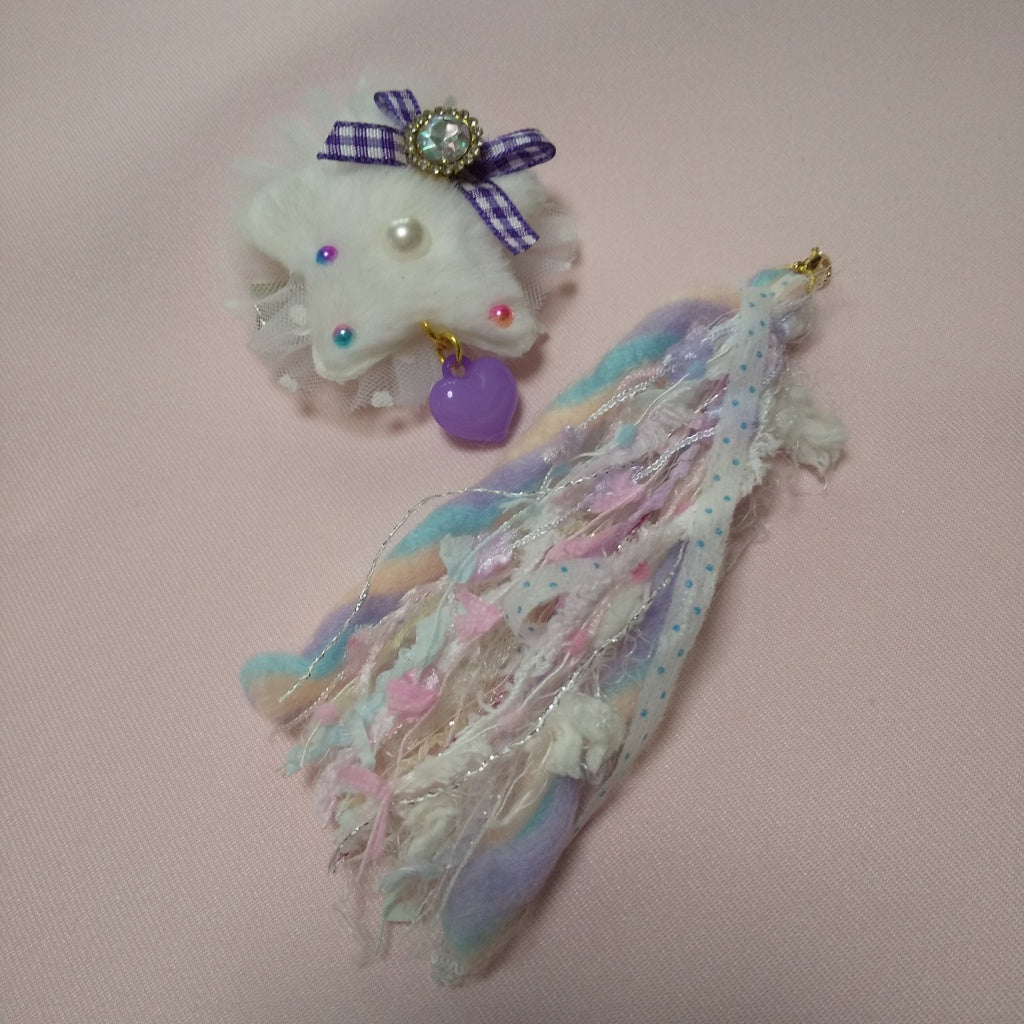 <35026>Shooting star brooch (white)1