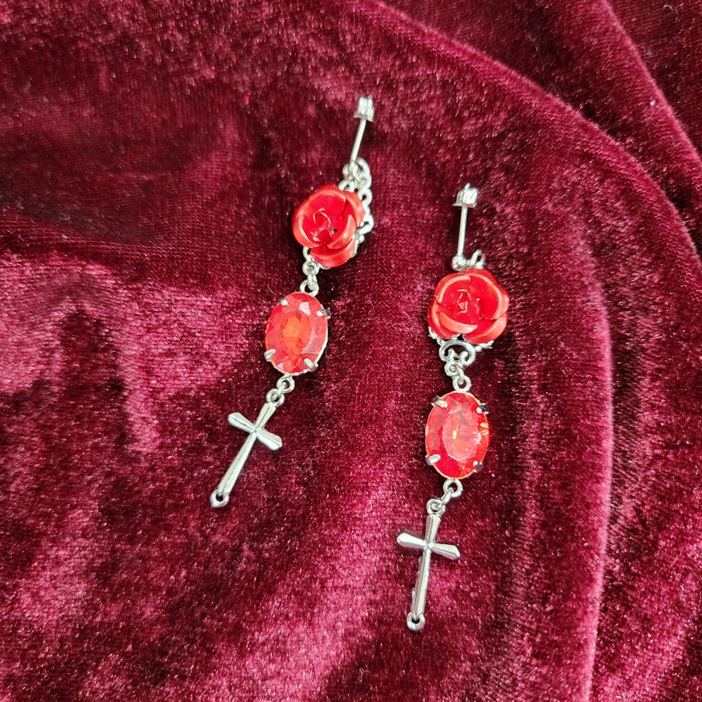 <11008>Red rose and silver style cross clip-on earrings