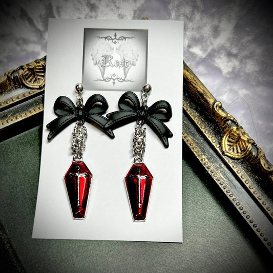 <01035>coffin&ribbon earring(red)