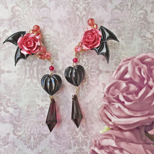 <26009>Dark Heart Devil clip-on