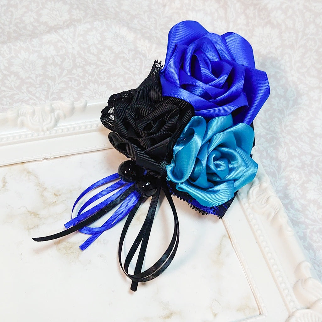 <02030>Totally Rose Corsage (blue&black)