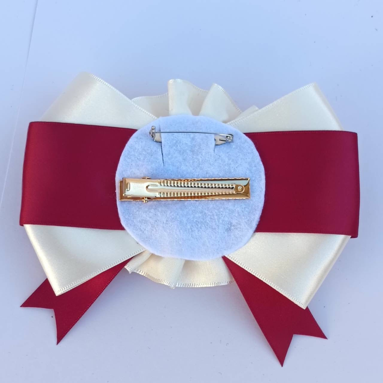 <09022>Rosette style brooch(red and white)