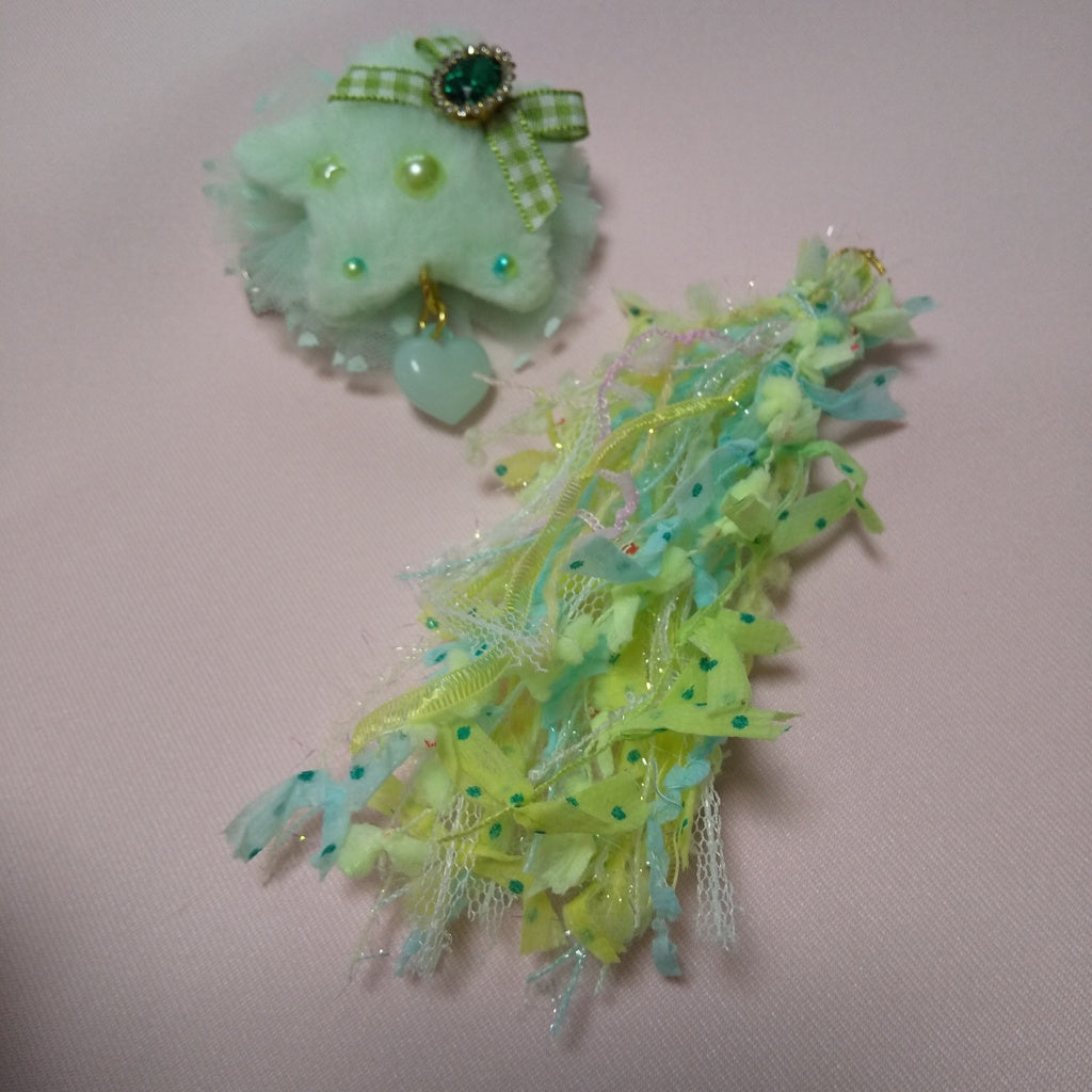 <35023>Shooting star brooch (green)2