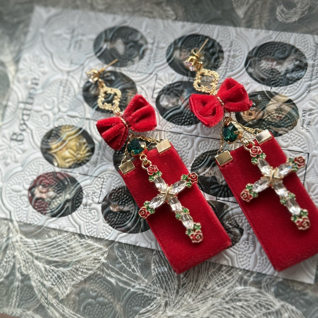 <08009> Rococo tapestry earrings (red)