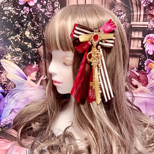 <30050>Red ribbon＆key hair clip