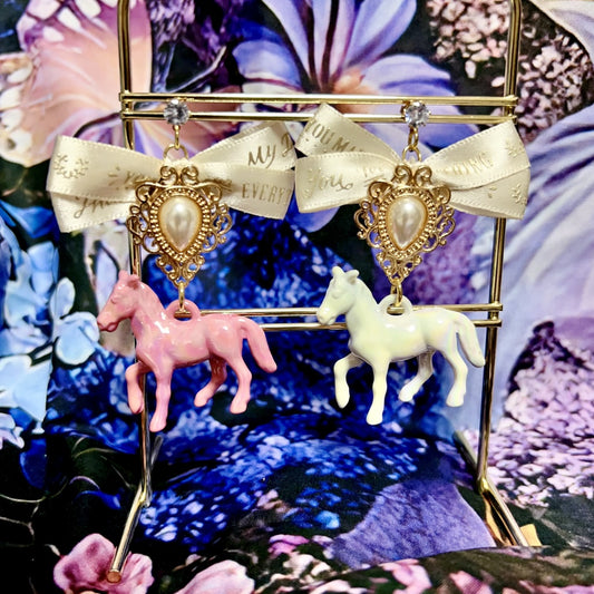 <30029>earring(unicorn-White pink)