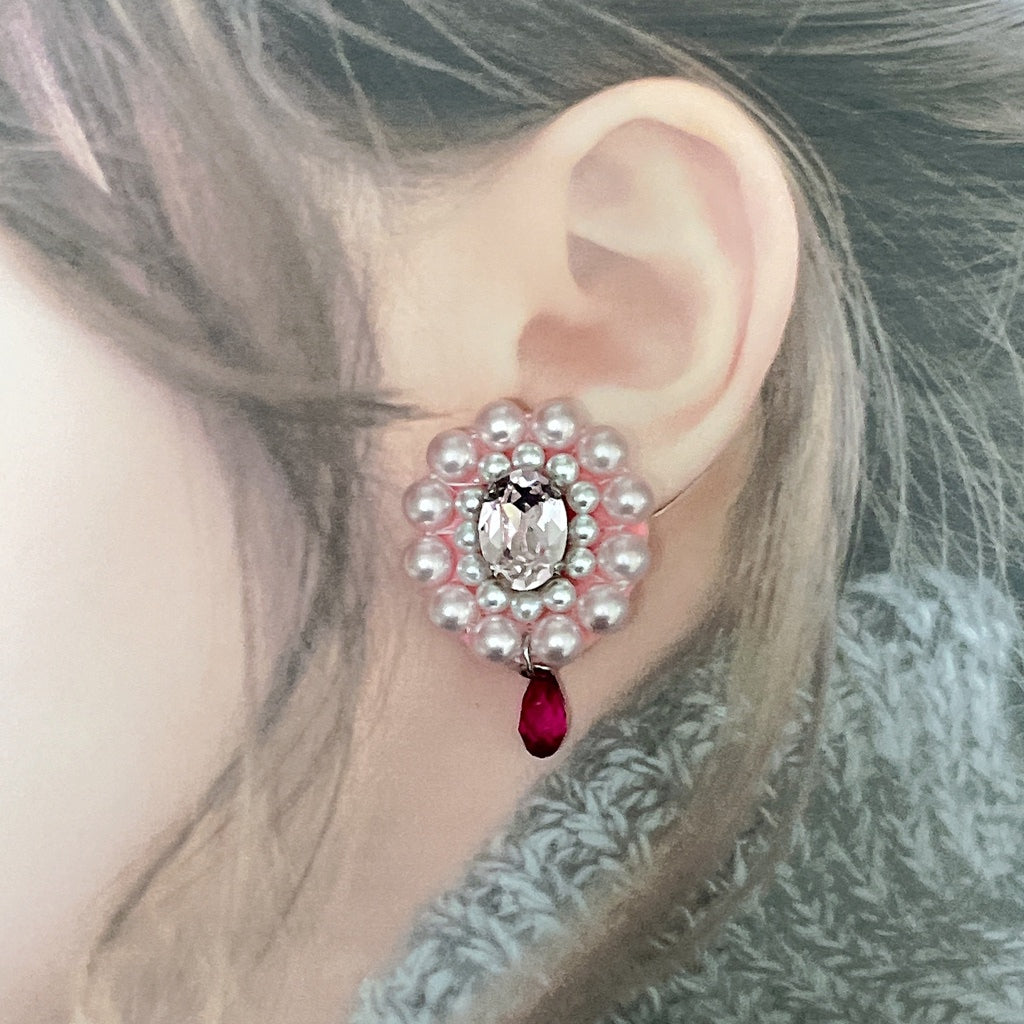 <13028>Pretentious lady's clip-on earrings（Pink×Pink）