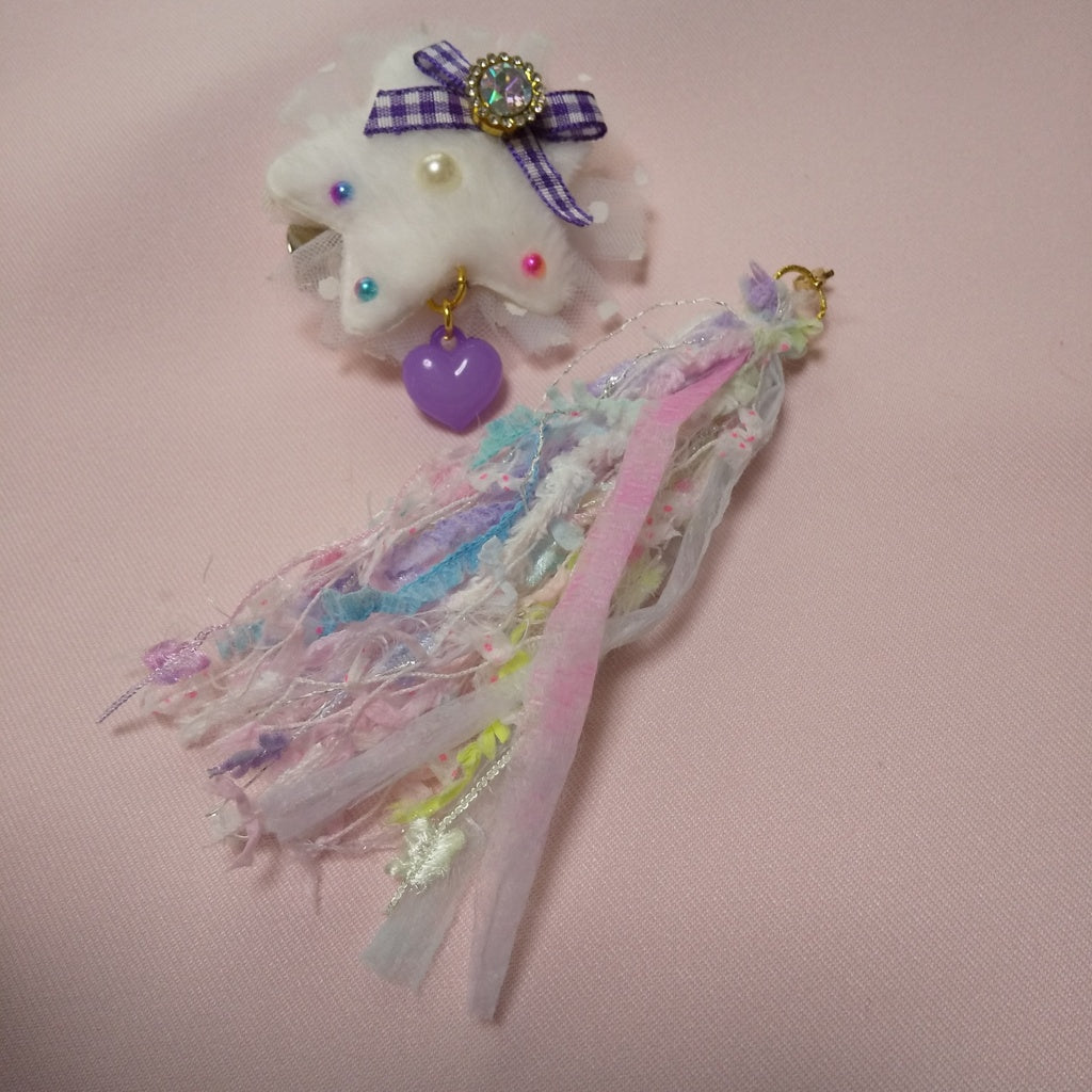 <35027>Shooting star brooch (white)2