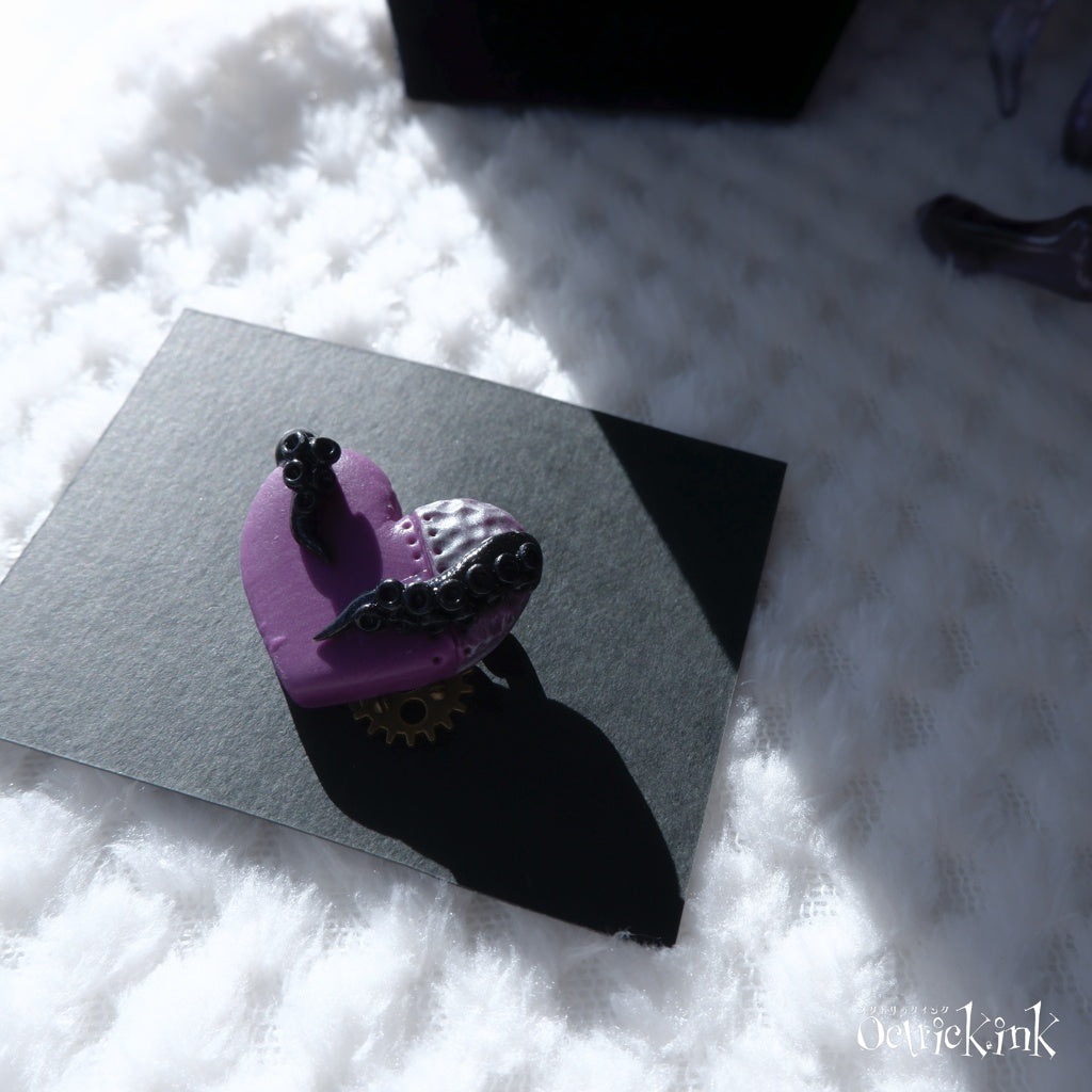 <22043>KRAKEN heart brooch（Violet）