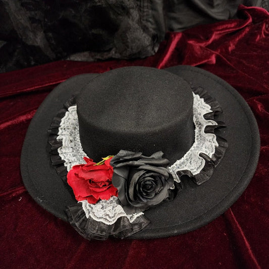 <11038>Red and black rose hat