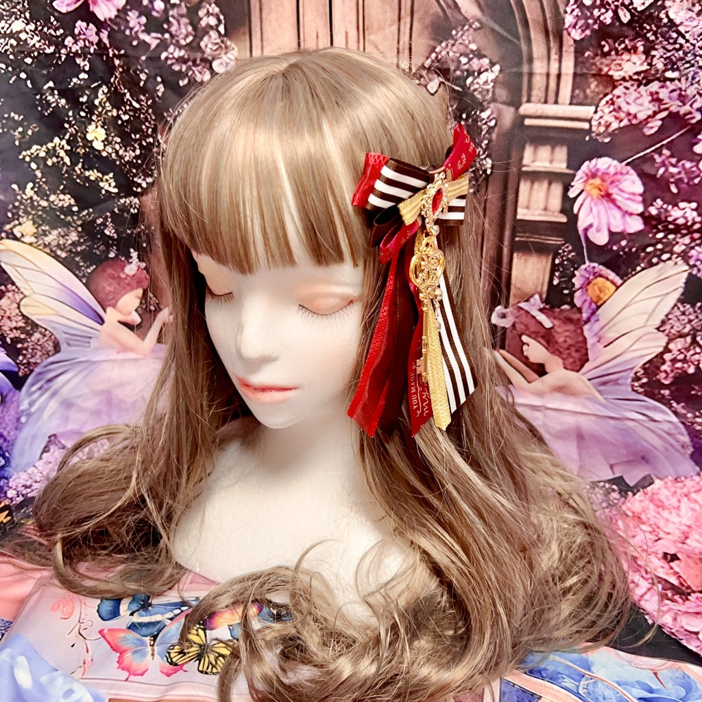 <30050>Red ribbon＆key hair clip