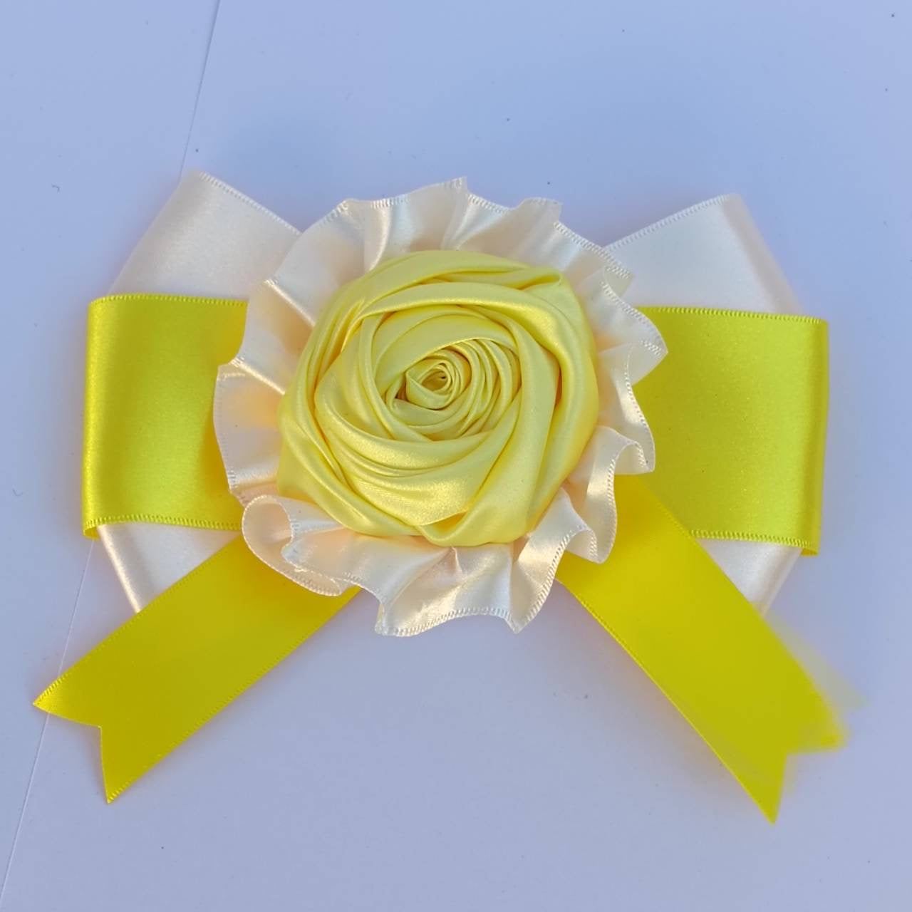 <09021>Rosette style brooch(yellow)