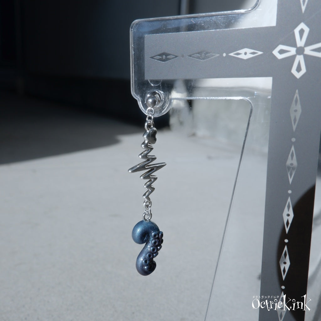 <22049>KRAKEN Heart Beat Single earring(Ocean)