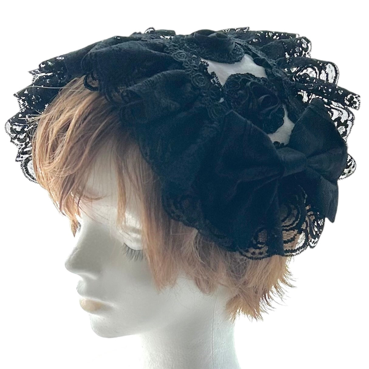 <03010>Headdress: Black rose motifs (Black and White)