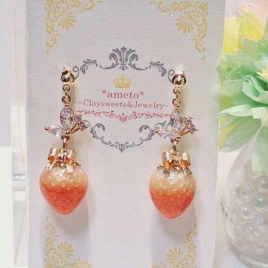 <19041>strawberry butterfly earrings