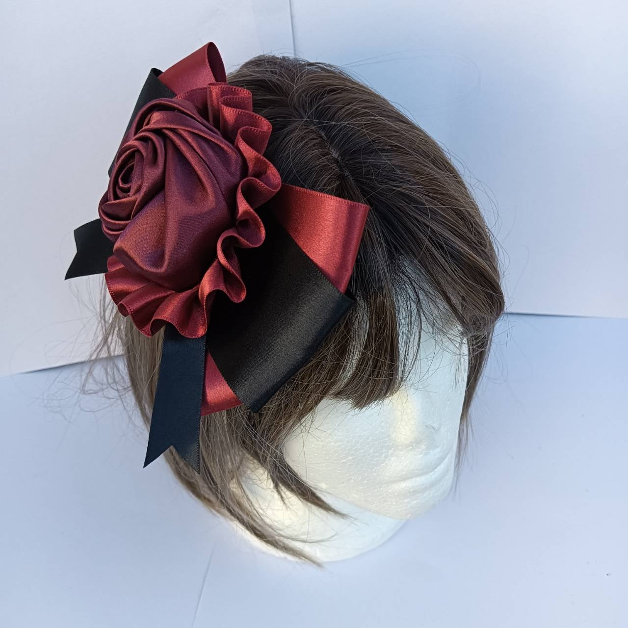 <09018>Rosette style brooch(dark red)