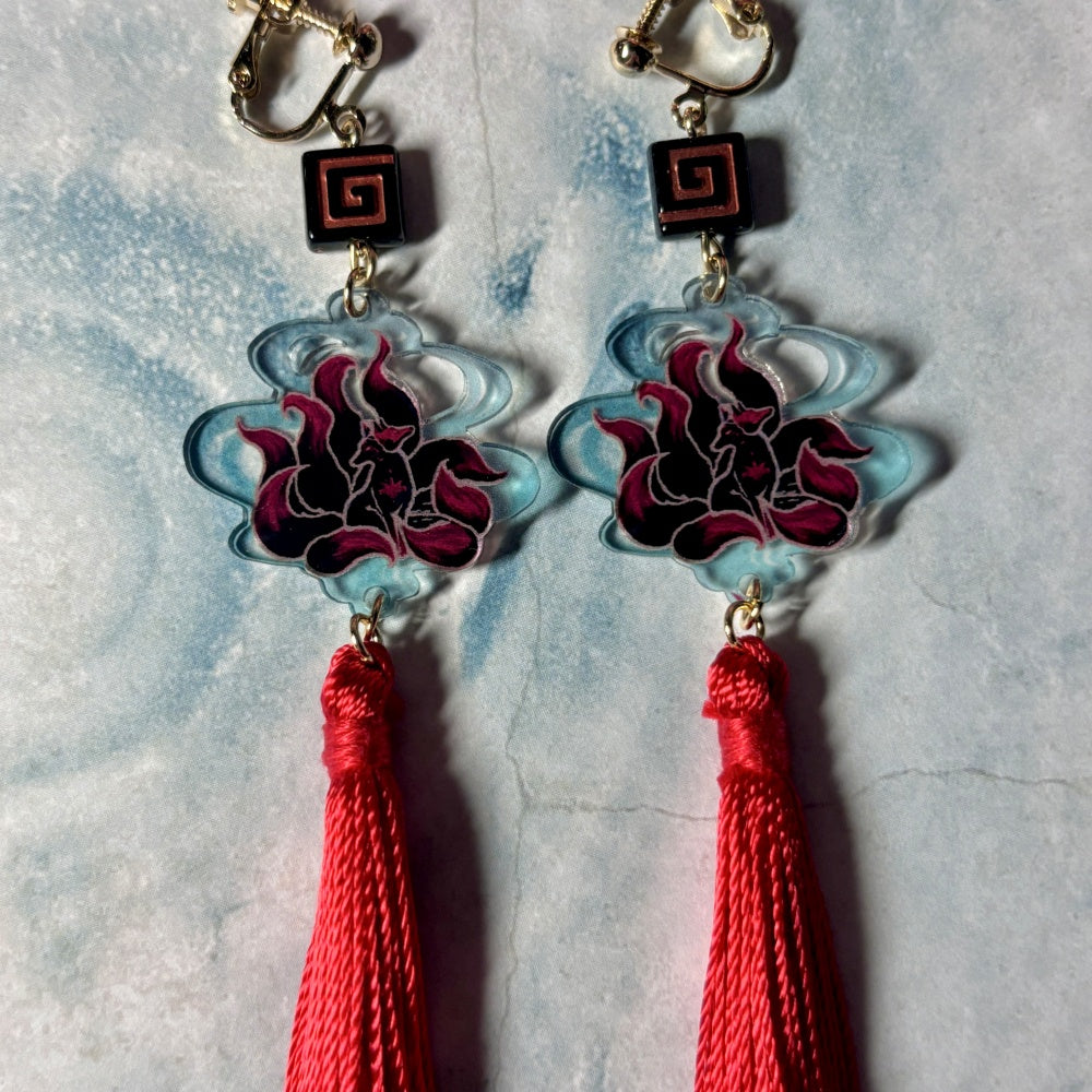 <24030>Yoko (mythological fox spirit) clip-on earrings