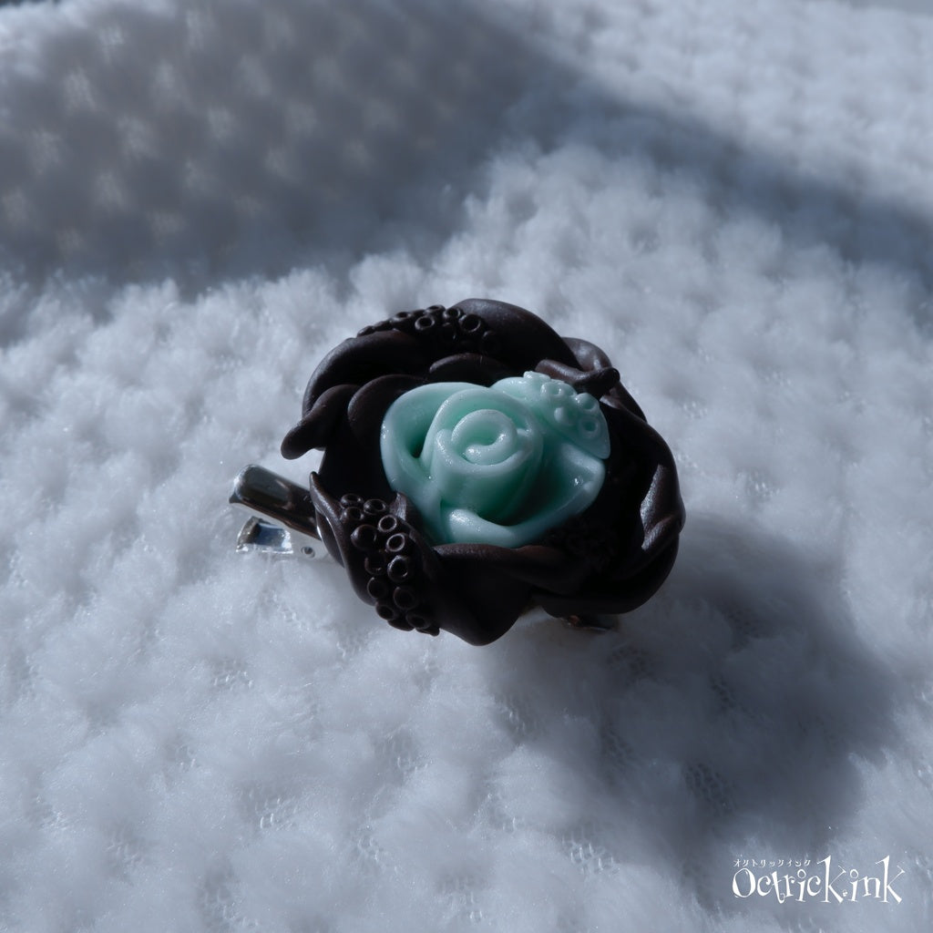 <22053>【One-of-a-kind]】KRAKEN Deep sea Яose Brooch 2406